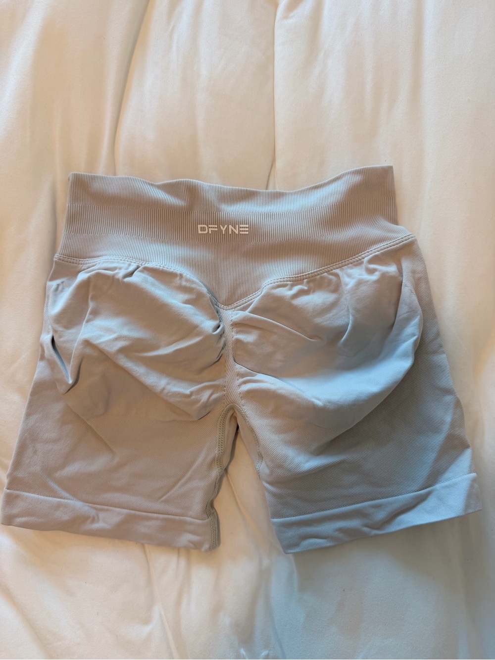 D-FYNE High-Waist Bike Shorts — Light Gray